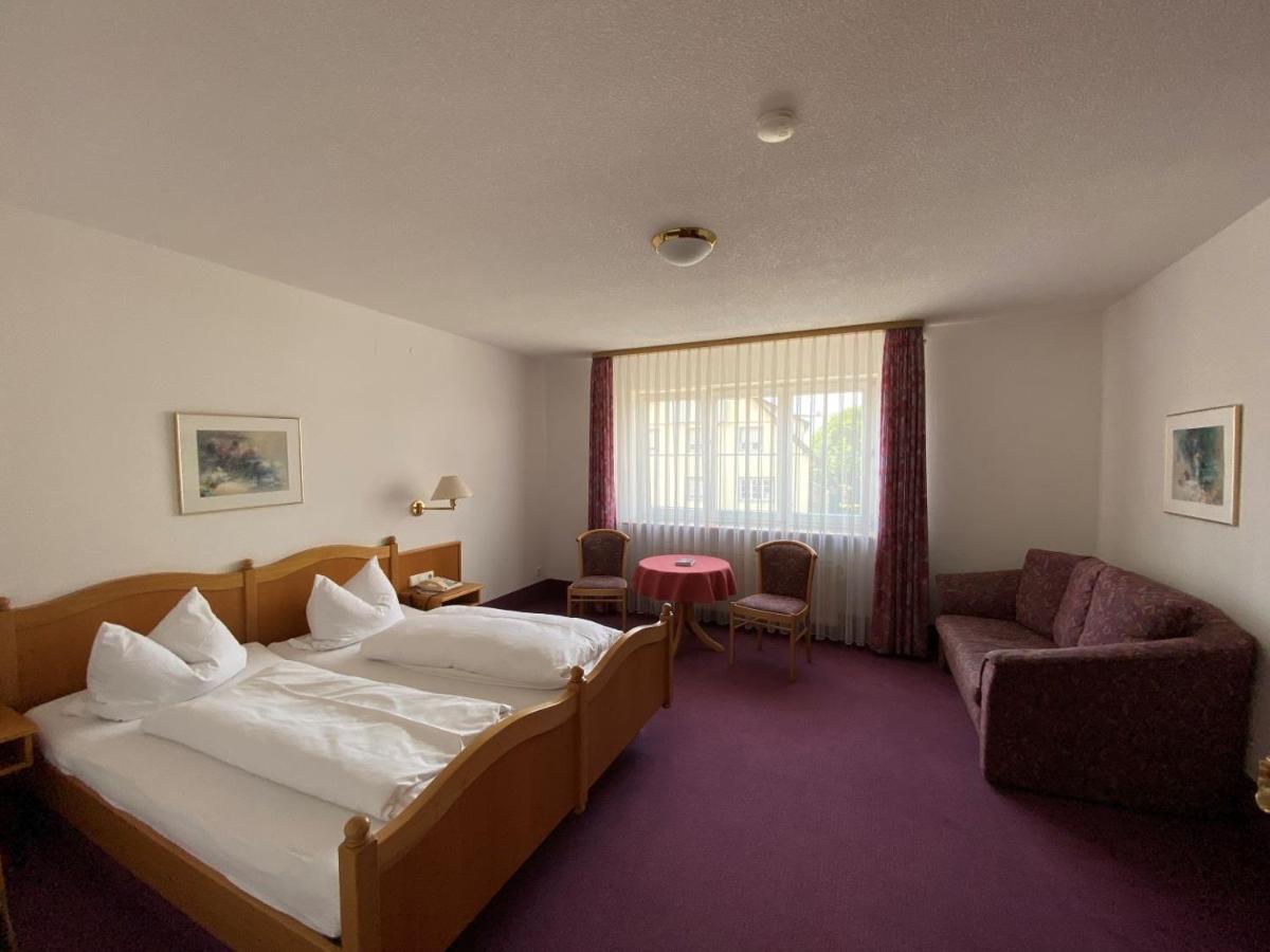 Hotel-Restaurant Zum Loewen Jestetten Extérieur photo